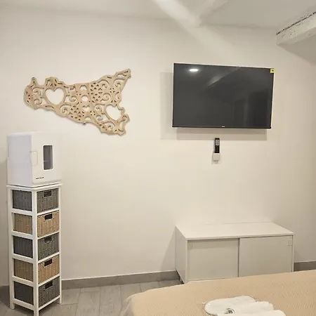 Apartment Central
